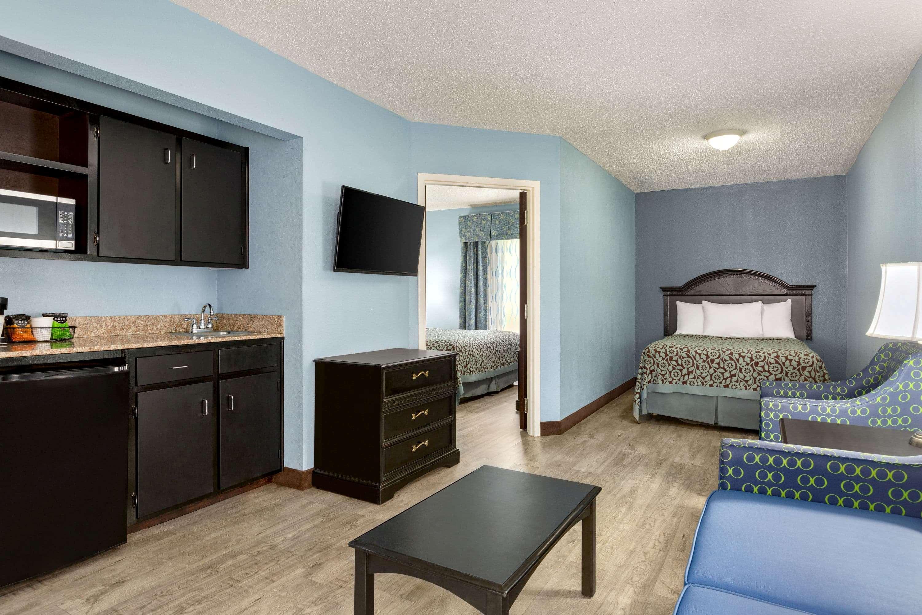 Days Inn By Wyndham Weldon Roanoke Rapids Exterior photo